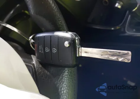 2014 Kia Sorento Lx z USA, uszkodzony, nr VIN 5XYKTCA61EG546280